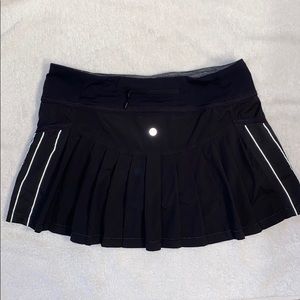 Lululemon pleated skirt